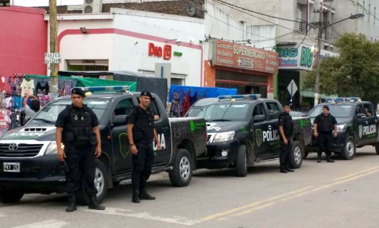 Refuerzan la seguridad en supermercados, hipermercados y shoppings por presuntos saqueos