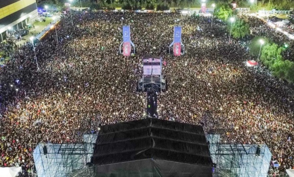 Una multitud participó de los cierres de los festejos por los Carnavales