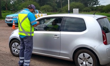 El Gobierno aclaró qué documentación se necesita para circular en auto