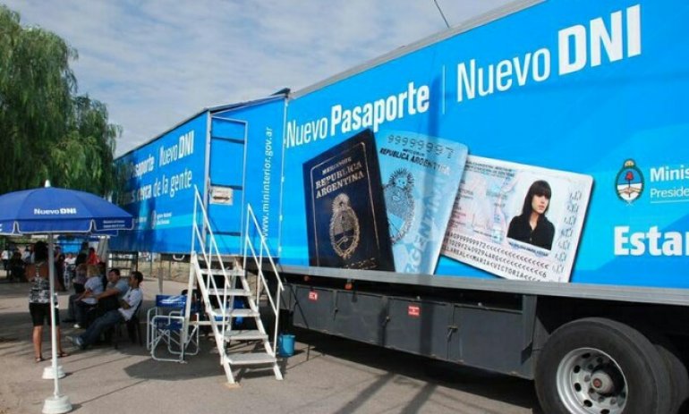 Disponen de un puesto móvil para tramitar el DNI y el pasaporte