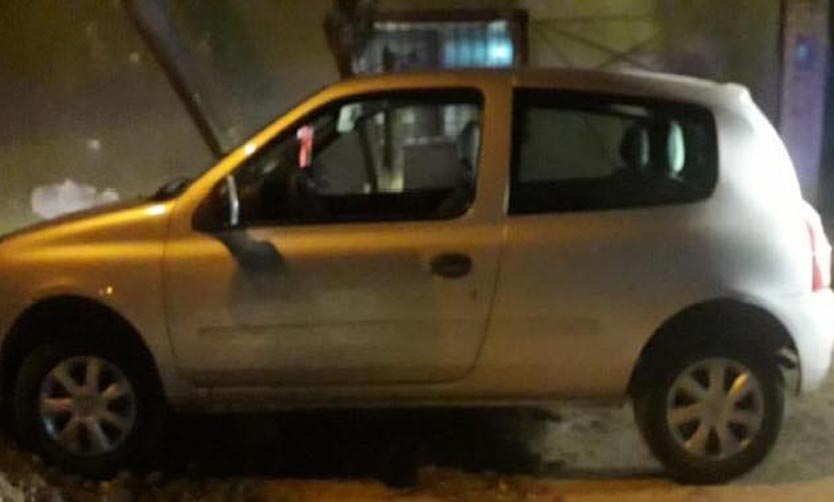 Tres jóvenes terminaron detenidos tras robar un auto