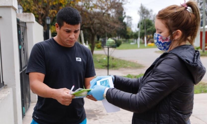 Entregarán casa por casa las Tarjetas AlimentAr a quienes no las retiraron en el Mircoestadio