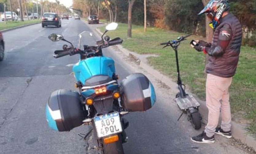 Panamericana: detienen a un hombre que circulaba en un monopatín a 100 km/h