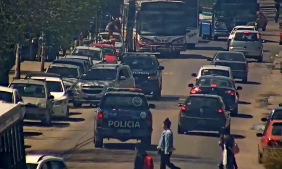 Desbaratan banda que se dedicaba a estafar y robar vehículos