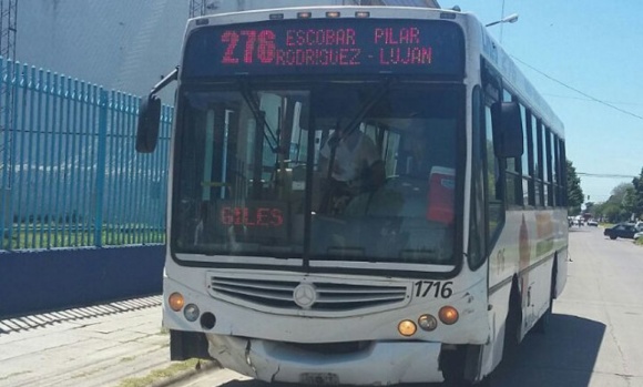 Balearon a un colectivero en Escobar y hay paro en la línea 276