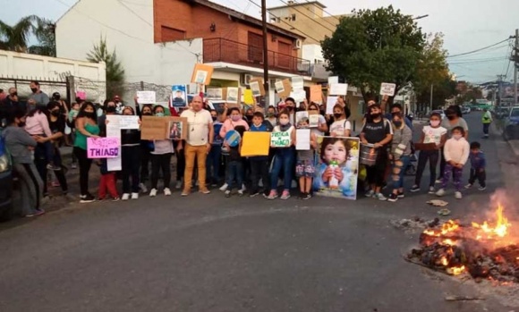 Niño asesinado a golpes: condenan a la madre y al padrastro