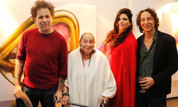 Los hermanos Calamaro, presentes en la inauguración de una muestra de arte