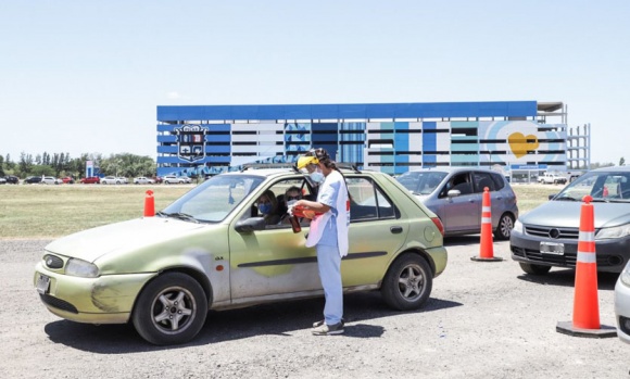 Covid: la positividad en Pilar baja a mínimos en más de cuatro meses