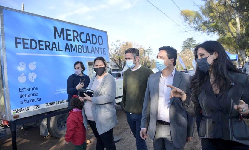 El Tren Sanitario y el Mercado Federal atendieron a vecinos de Manzanares