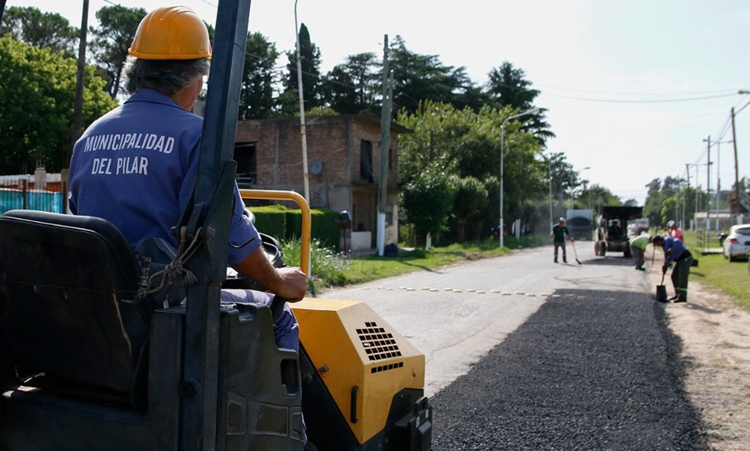 Realizan obras de bacheo en calles de cuatro localidades