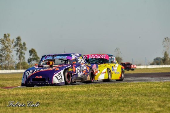 Una falla en la caja lo dejó fuera de carrera