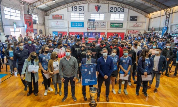 El Gobernador participó del lanzamiento de la Primera Copa Municipal de Básquet