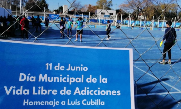 Se conmemoró el Día de la Vida Libre de Adicciones en todas las canchas de Pilar