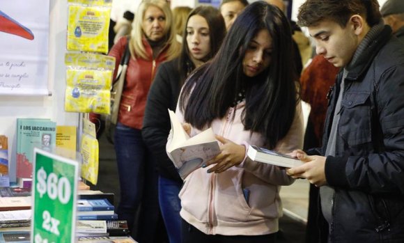 Comenzó la 2da Feria del Libro de Pilar