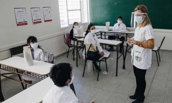 Docentes privados piden que se garantice el cumplimiento de protocolos para la vuelta a las aulas