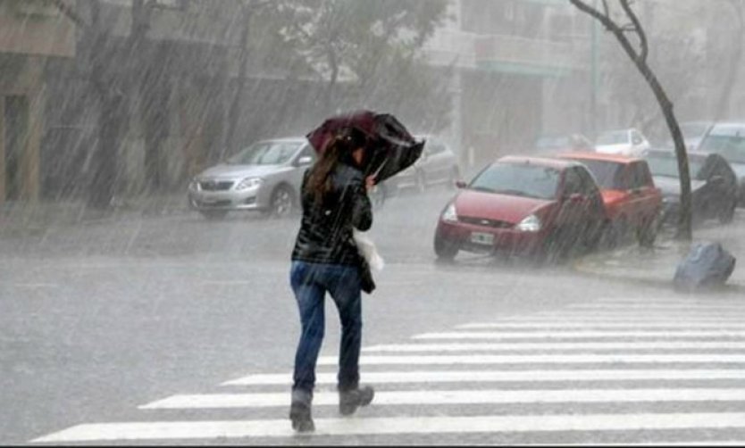 Lanzan alerta por lluvias intensas, ráfagas y caída de granizo