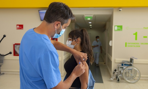 Covid: más de la mitad de los bonaerenses aún no se aplicó la dosis de refuerzo