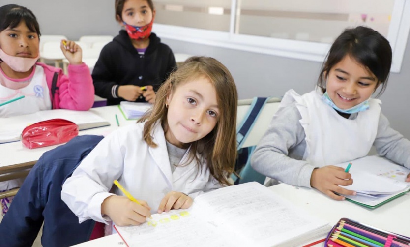 Unas 10 escuelas pilarenses implementarían la extensión de jornada