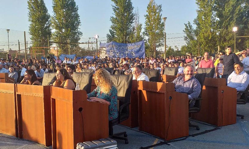 La reacción de la oposición al discurso del intendente Achával