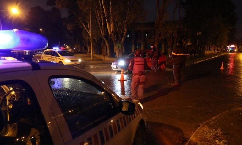 Asesinan a balazos a un menor en plena vía pública