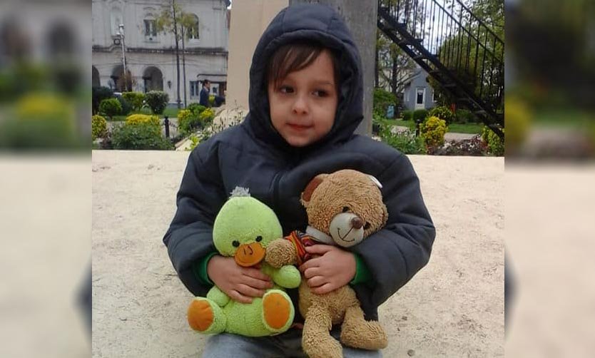 Santi y un pedido muy especial: Necesita ayuda para que sus peluches vuelvan a casa