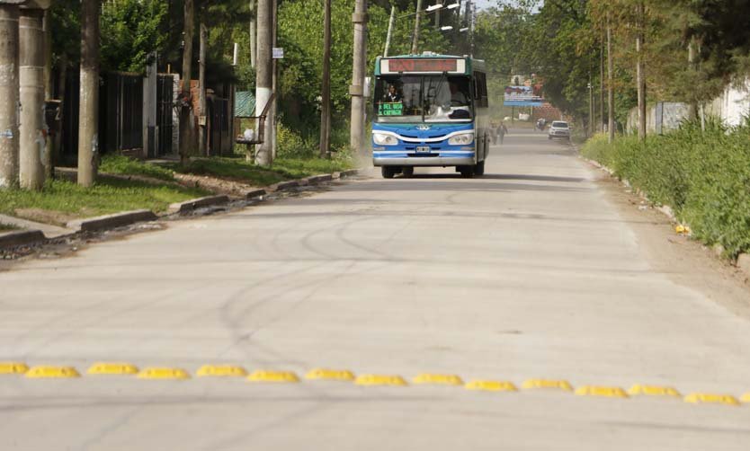 Finalizaron las obras de asfalto en calles por las que transita una línea de colectivos