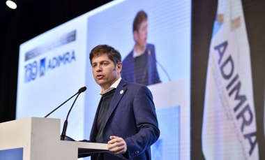 Ante metalúrgicos, Kicillof sostuvo que Milei está generando una “catástrofe industrial”