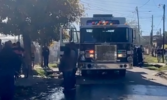 En un incendio en Garín fallecieron dos hermanitos de 1 y 4 años