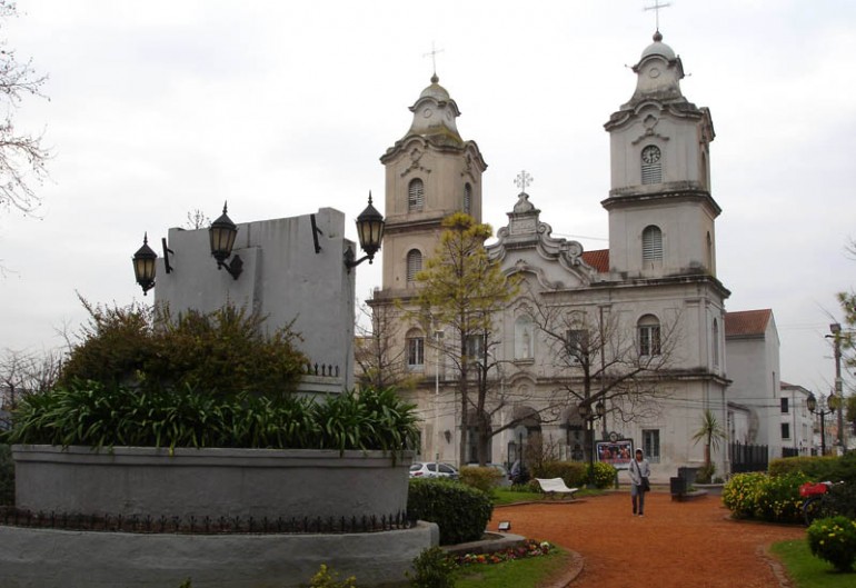 Con un recorrido por siete lugares emblemáticos, Pilar celebrará la Semana Santa