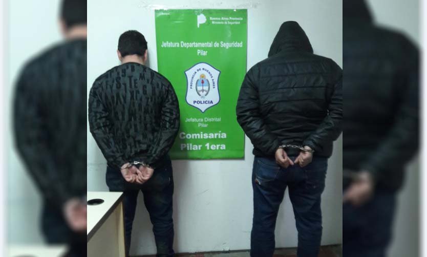 Atrapan a dos ladrones mientras robaban un comercio